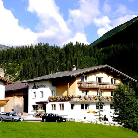 Waldhof Frühstückspension Lech am Arlberg