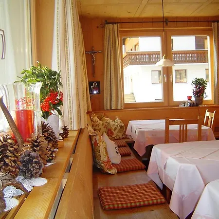 Waldhof Frühstückspension Lech am Arlberg