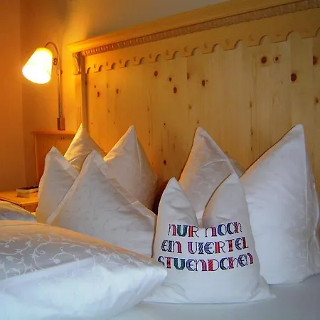 Bed & Breakfast Waldhof 4*